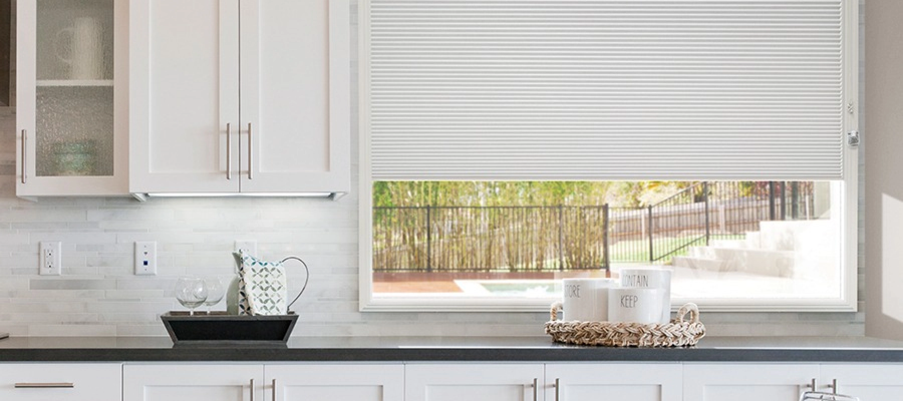 Do blinds reduce noise?