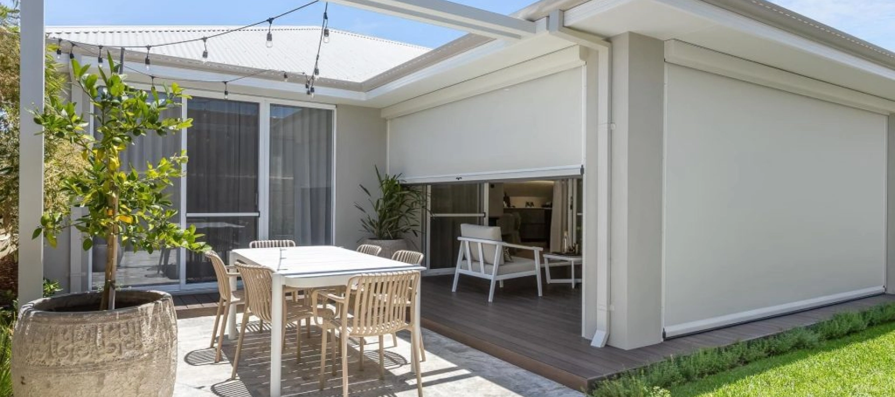 Outdoor Blinds Perth: Year-Round Comfort with Café, Ziptrak & Awnings