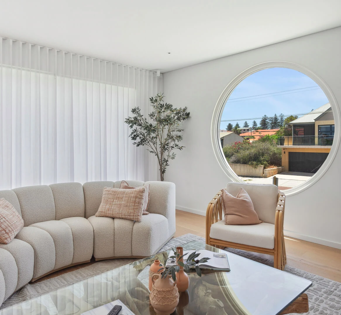 Indoor curtains installation