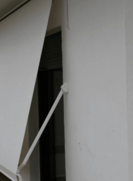 pivot-arm-awnings-6.png